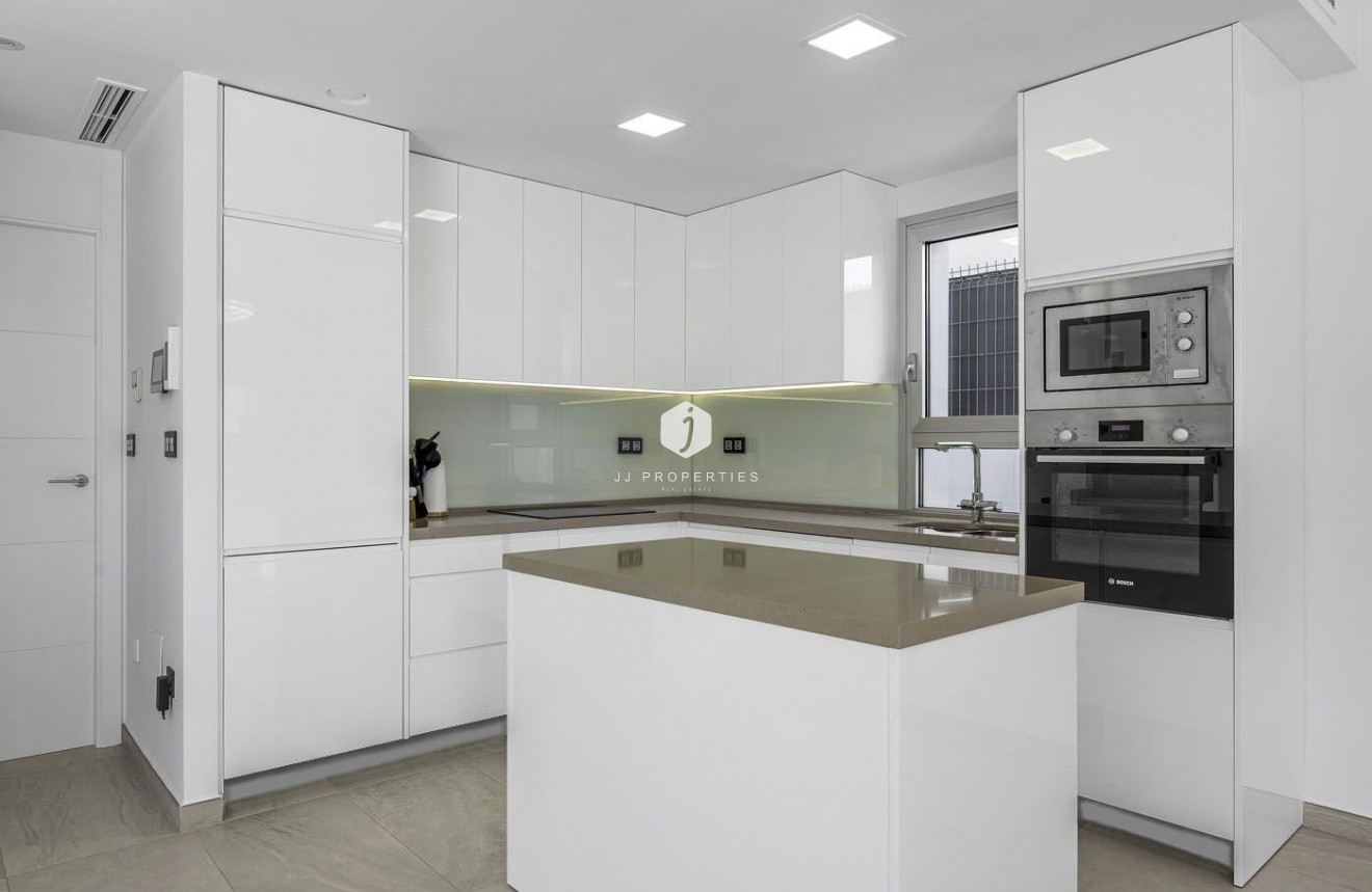 Tweedehands - Villa -
Guardamar del Segura - Costa Blanca