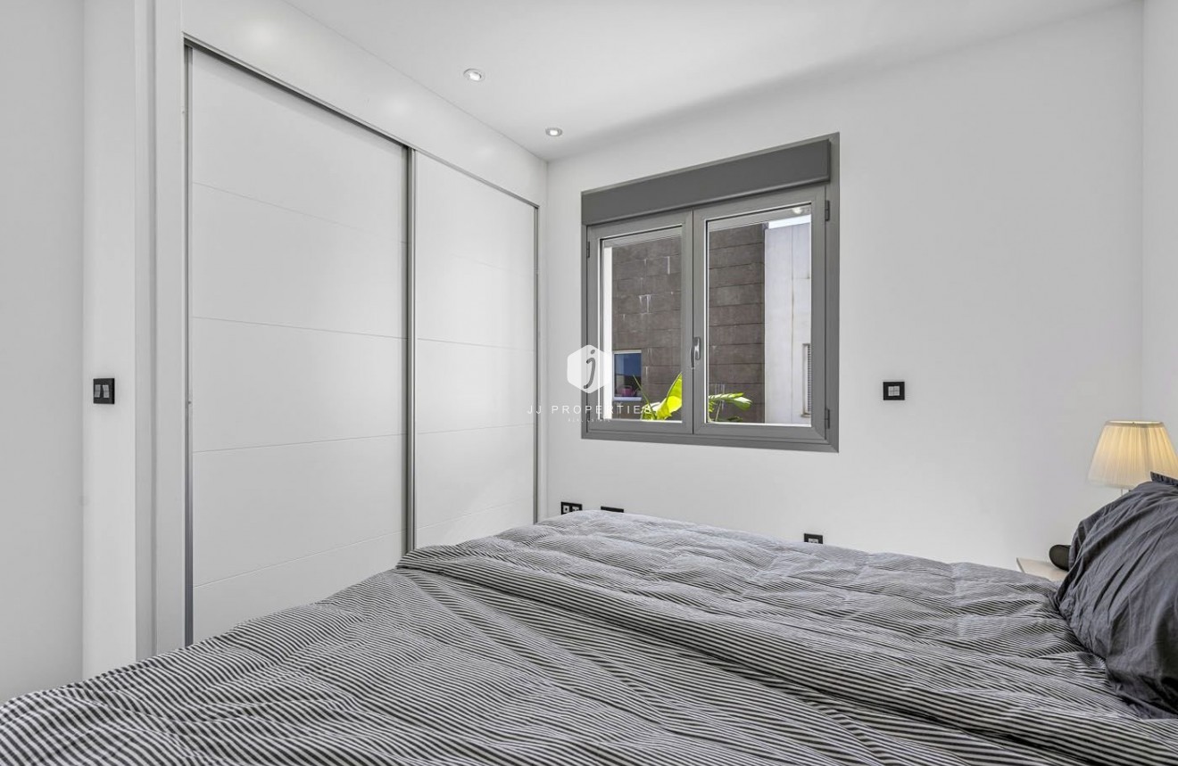 Tweedehands - Villa -
Guardamar del Segura - Costa Blanca