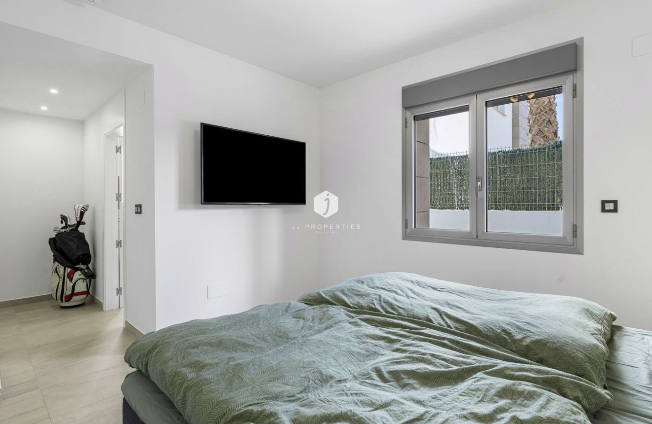 Tweedehands - Villa -
Guardamar del Segura - Costa Blanca