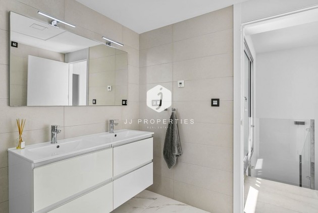 Tweedehands - Villa -
Guardamar del Segura - Costa Blanca