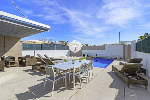 Tweedehands - Villa -
Guardamar del Segura - Costa Blanca