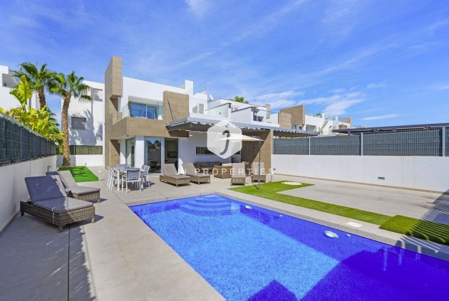 Tweedehands - Villa -
Guardamar del Segura - Costa Blanca