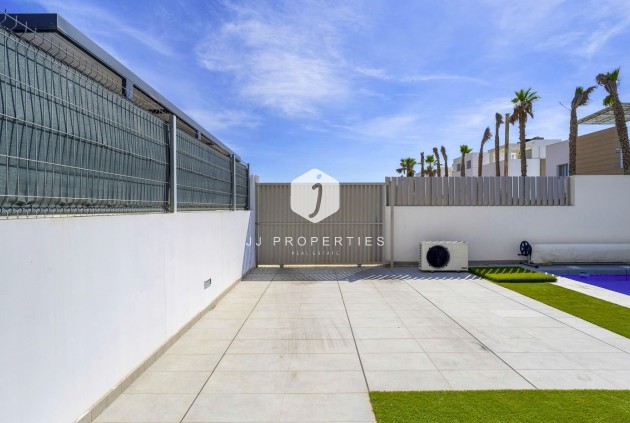 Tweedehands - Villa -
Guardamar del Segura - Costa Blanca