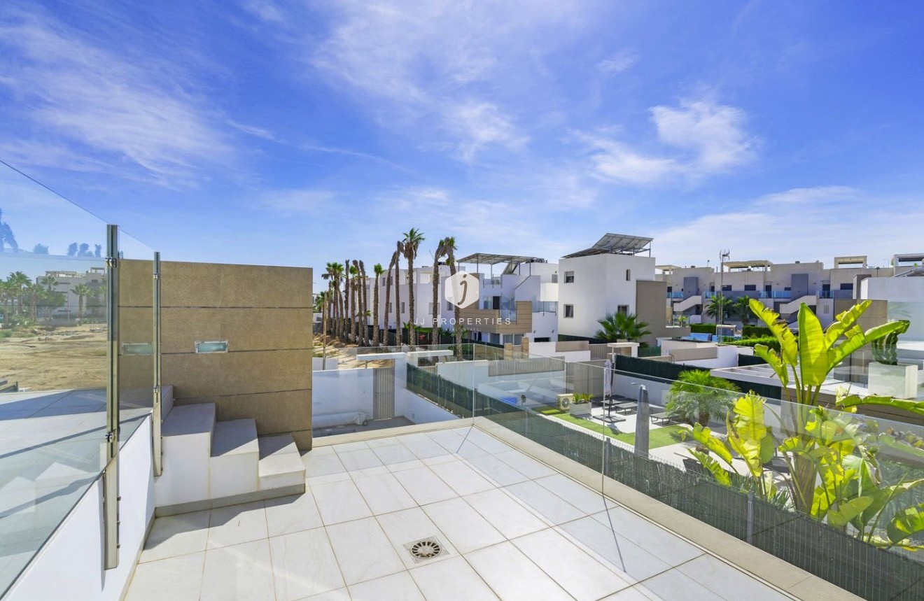 Tweedehands - Villa -
Guardamar del Segura - Costa Blanca