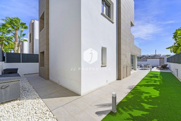 Tweedehands - Villa -
Guardamar del Segura - Costa Blanca