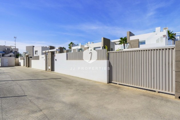 Tweedehands - Villa -
Guardamar del Segura - Costa Blanca