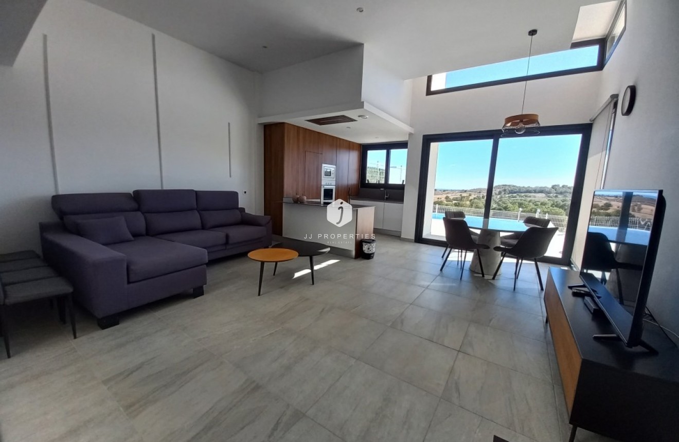 Tweedehands - Villa -
San Miguel de Salinas - Inland