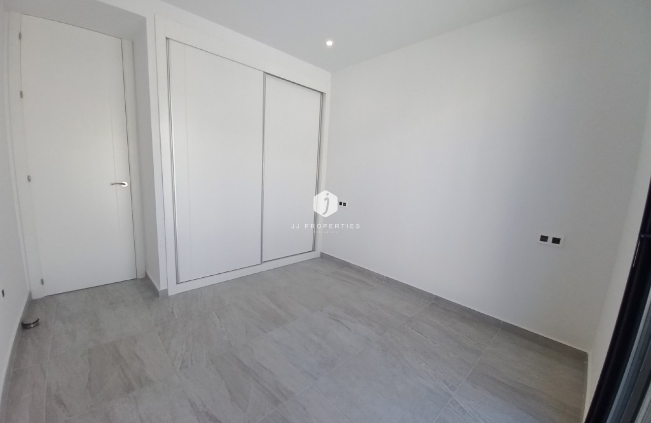 Tweedehands - Villa -
San Miguel de Salinas - Inland