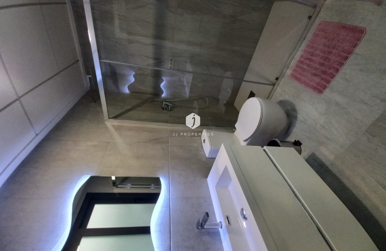 Tweedehands - Villa -
San Miguel de Salinas - Inland