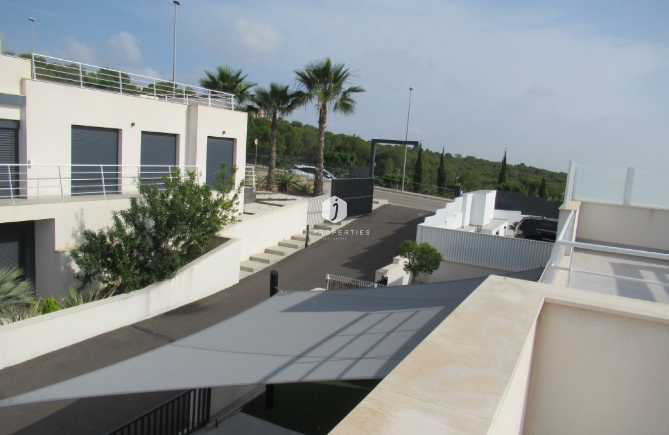 Tweedehands - Villa -
San Miguel de Salinas - Inland