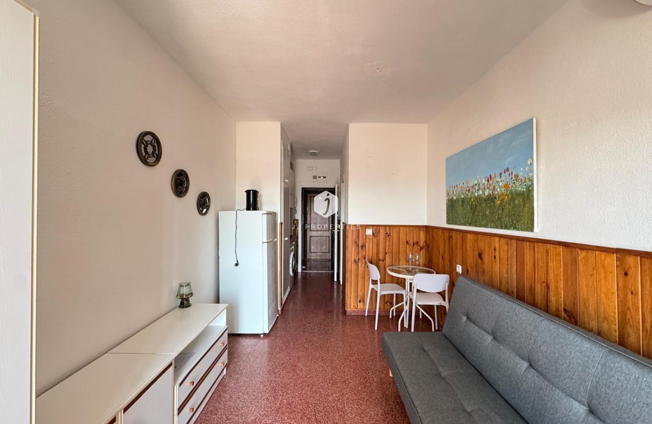 Aus zweiter Hand - Wohnung -
Torrevieja - Centro