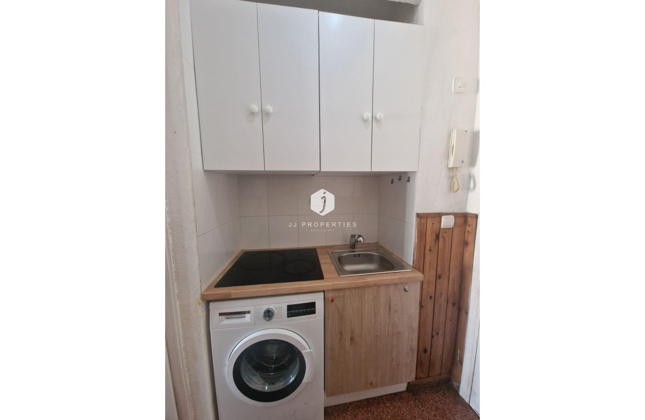 Aus zweiter Hand - Wohnung -
Torrevieja - Centro