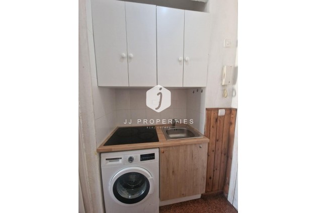 Aus zweiter Hand - Wohnung -
Torrevieja - Centro