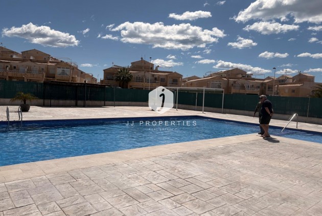 Tweedehands - Chalet -
Torrevieja - La Siesta - El Salado - Torreta