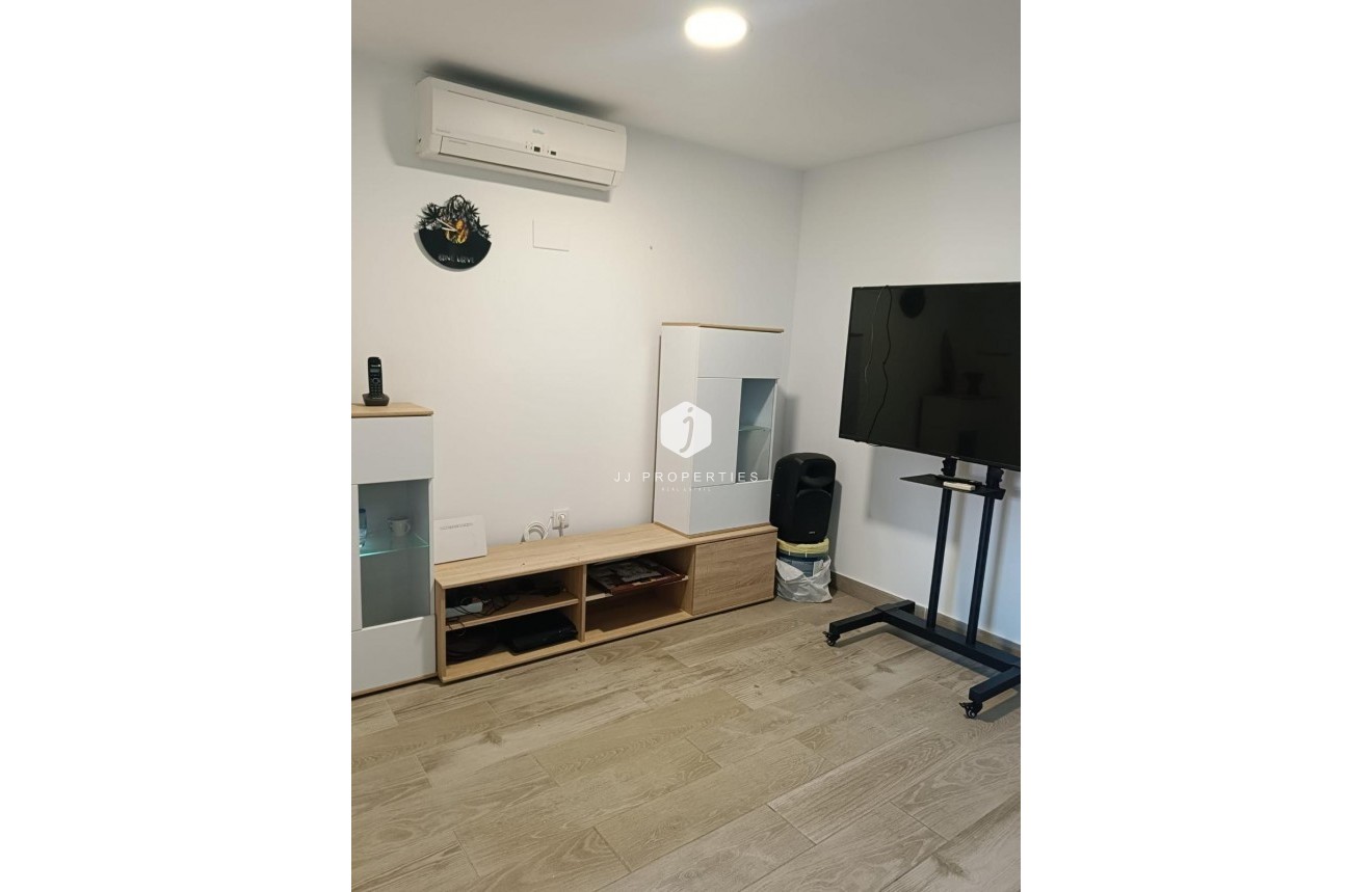 Tweedehands - Chalet -
Torrevieja - La Siesta - El Salado - Torreta