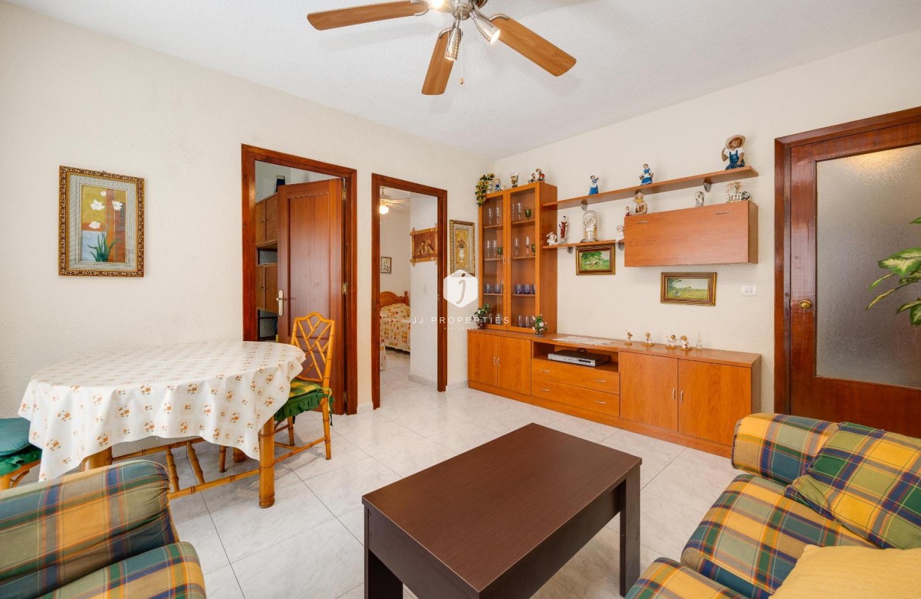 Tweedehands - Appartement / flat -
Torrevieja - Playa del Cura
