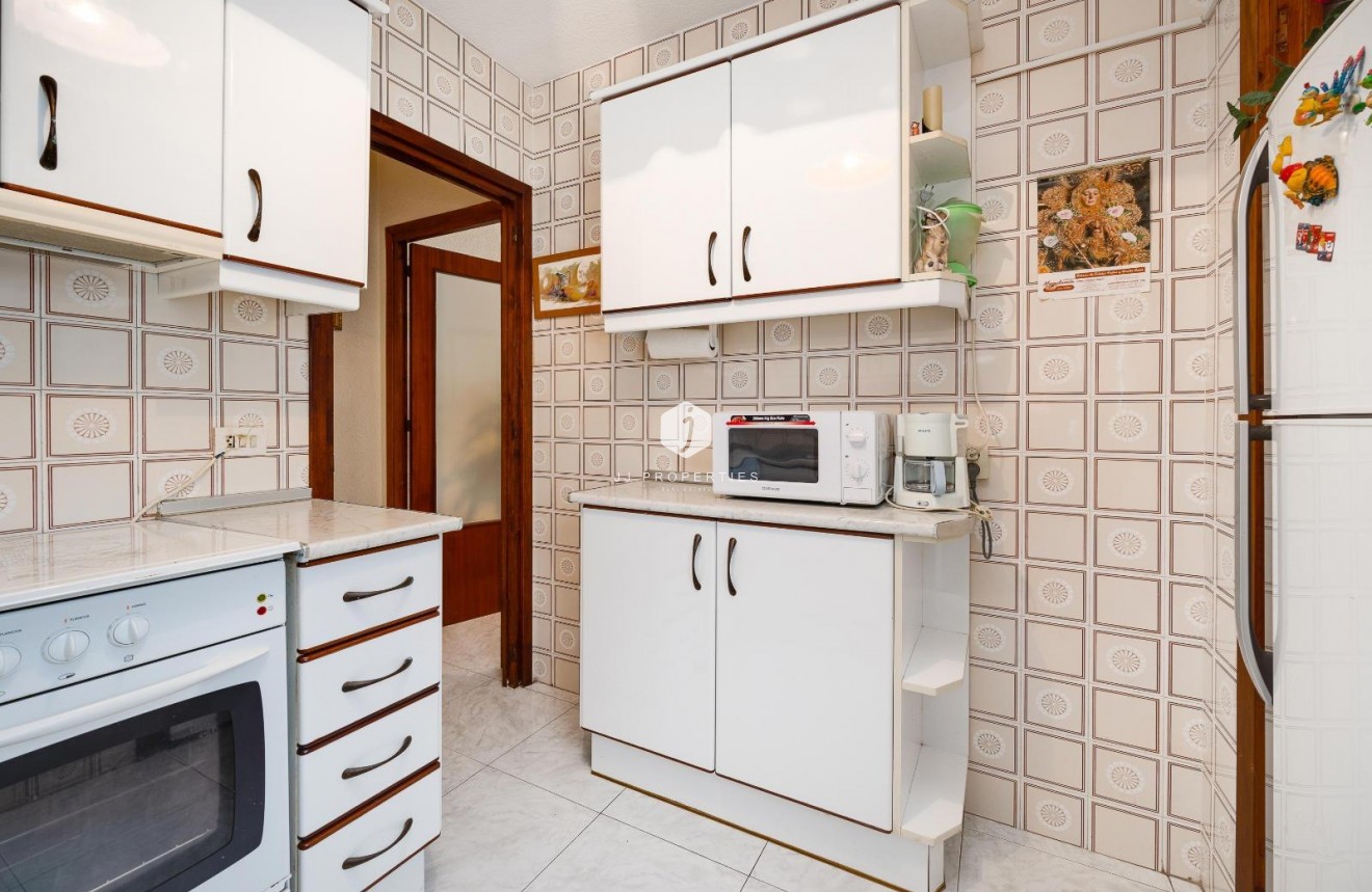 Tweedehands - Appartement / flat -
Torrevieja - Playa del Cura