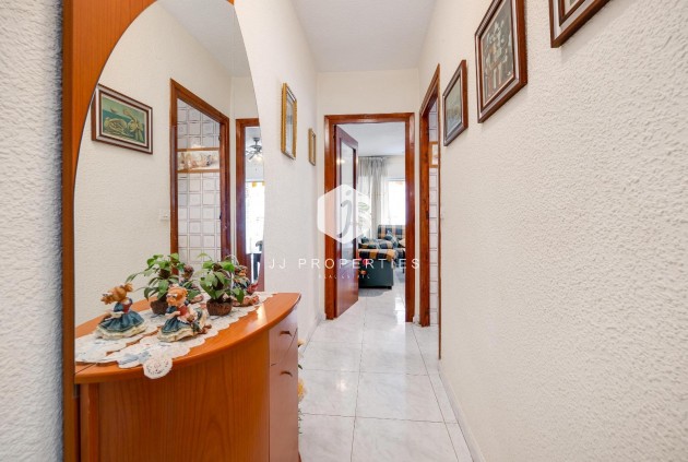 Tweedehands - Appartement / flat -
Torrevieja - Playa del Cura