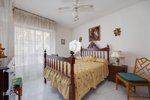 Tweedehands - Appartement / flat -
Torrevieja - Playa del Cura