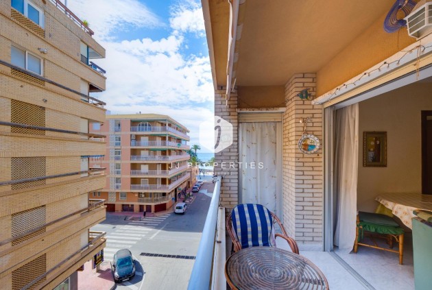 Tweedehands - Appartement / flat -
Torrevieja - Playa del Cura