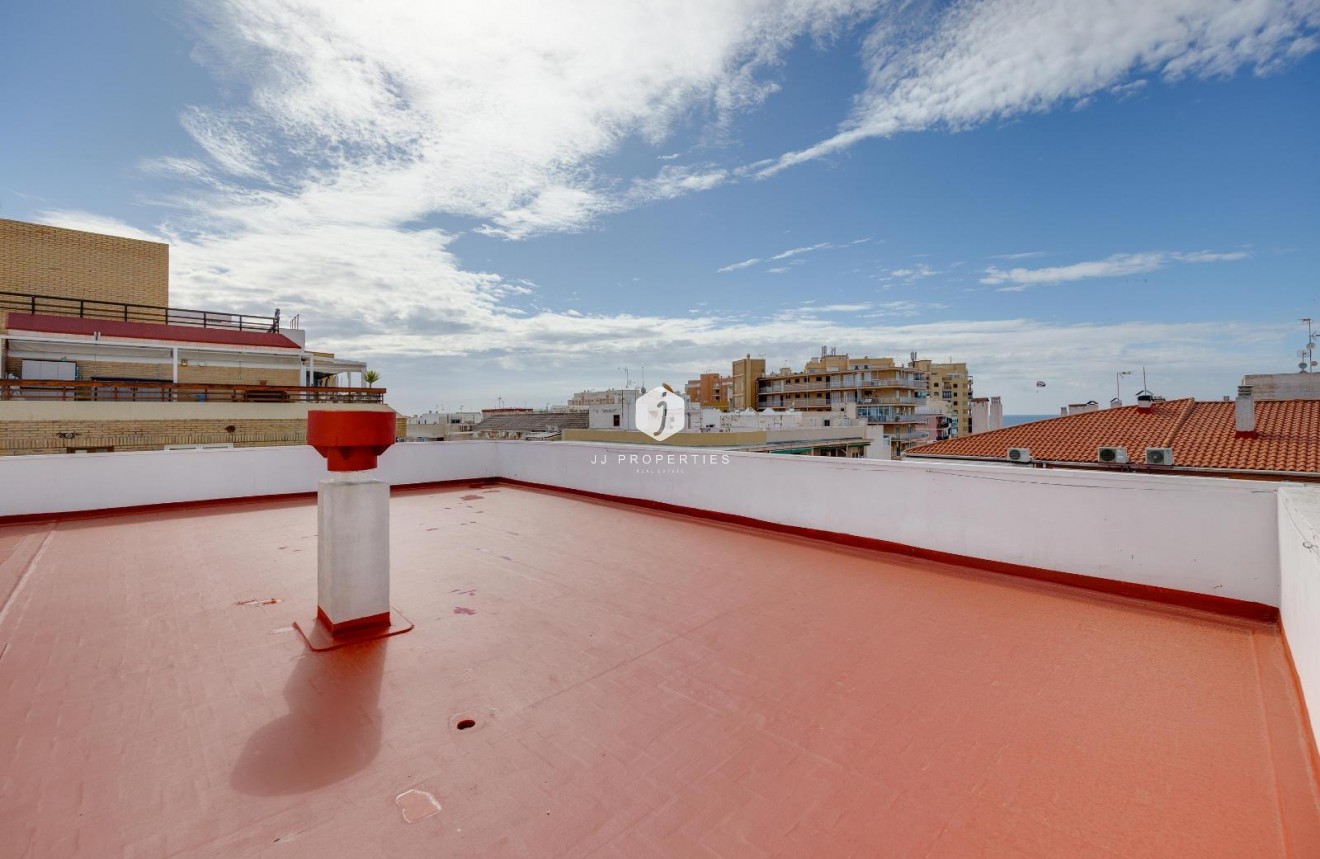 Tweedehands - Appartement / flat -
Torrevieja - Playa del Cura