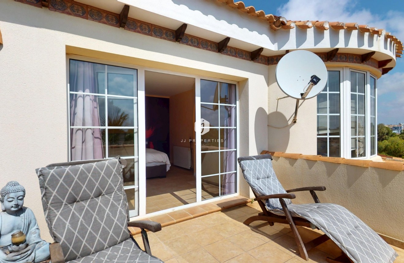Tweedehands - Villa -
Orihuela Costa - Costa Blanca