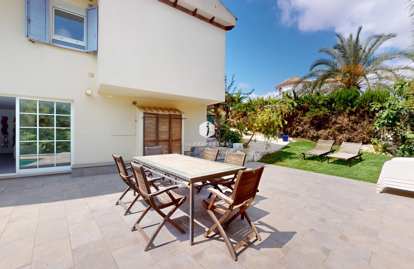 Tweedehands - Villa -
Orihuela Costa - Costa Blanca