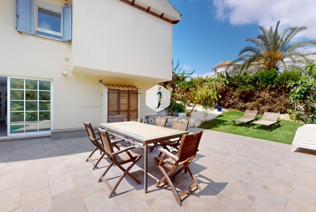 Tweedehands - Villa -
Orihuela Costa - Costa Blanca