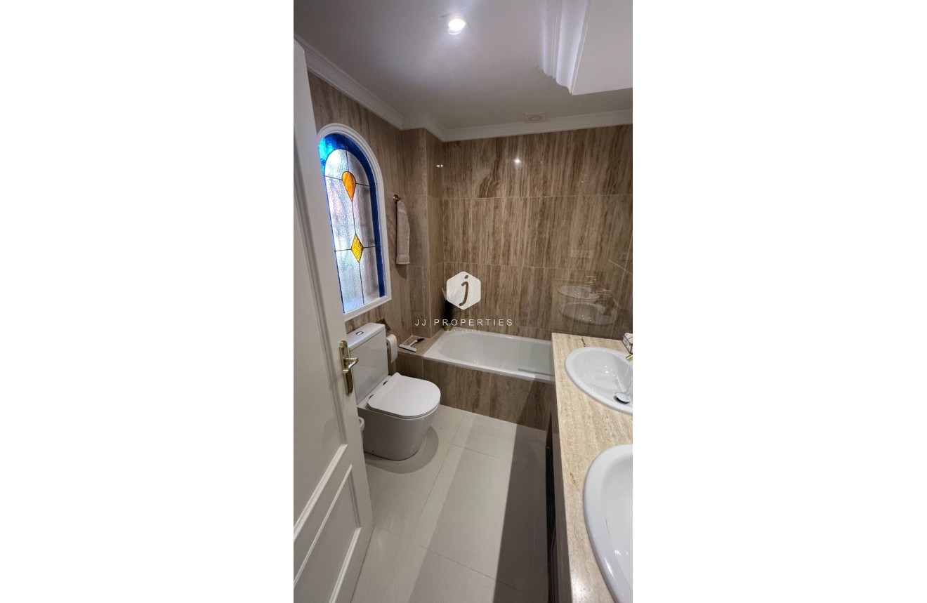 Tweedehands - Villa -
Algorfa - Inland