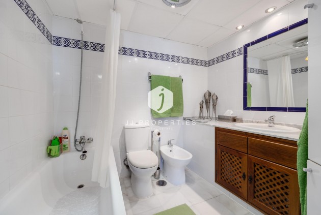 Tweedehands - Appartement / flat -
Torrevieja - Playa de los Locos