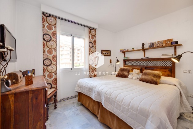 Tweedehands - Appartement / flat -
Torrevieja - Playa de los Locos