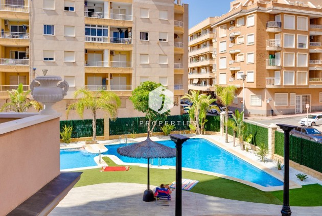 Tweedehands - Appartement / flat -
Torrevieja - Playa de los Locos