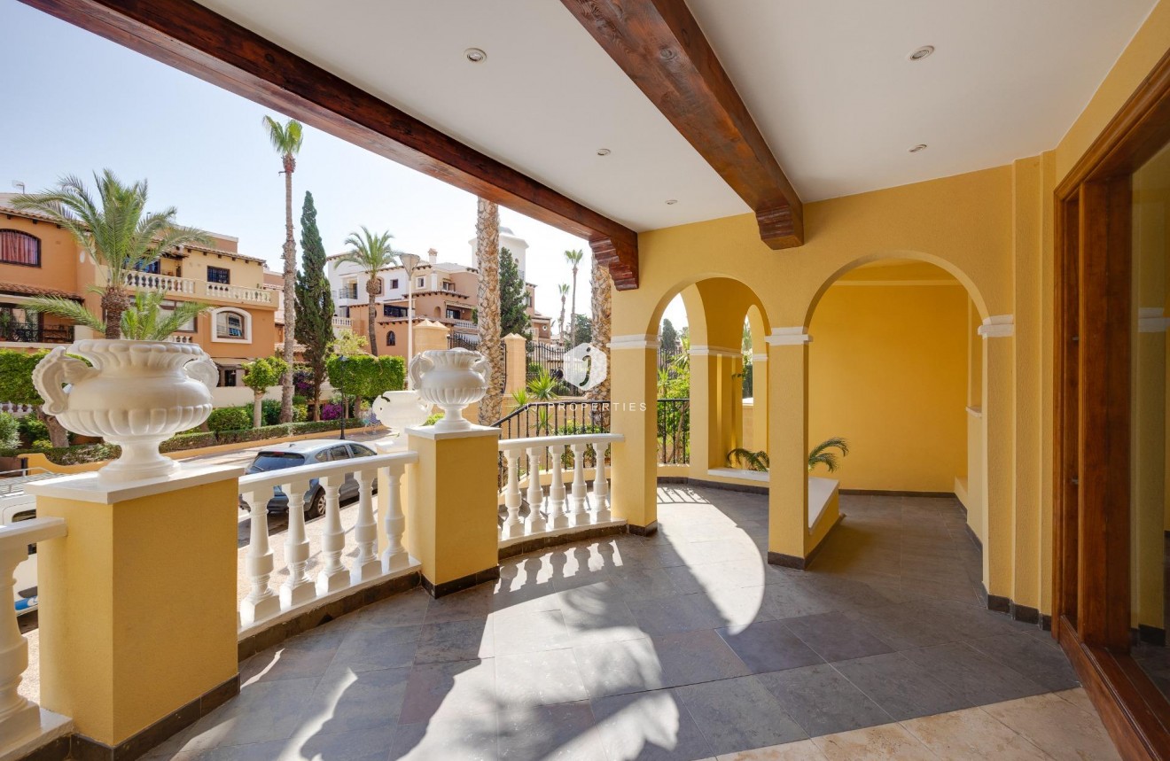 Tweedehands - Appartement / flat -
Torrevieja - Playa de los Locos