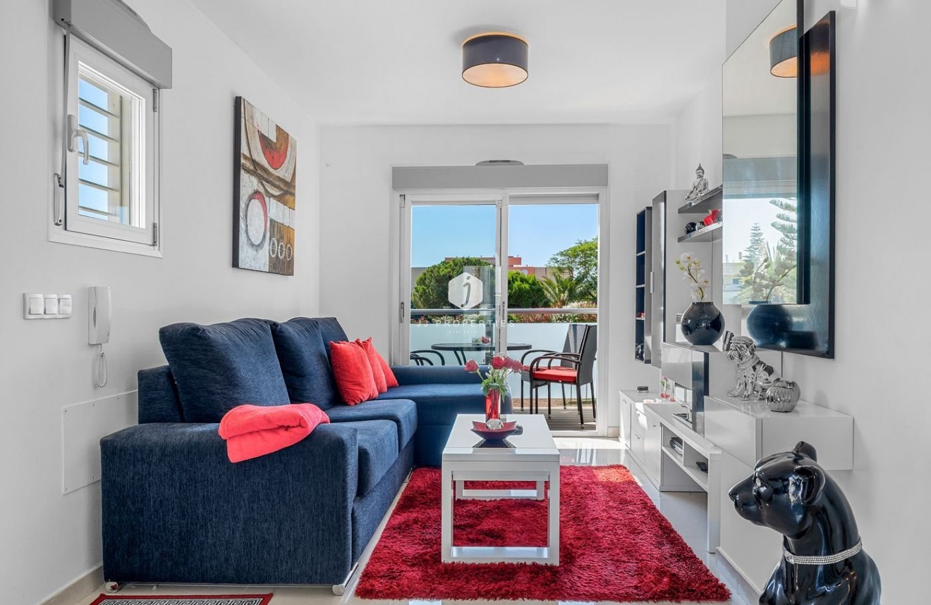 Tweedehands - Bungalow -
Punta Prima - Costa Blanca