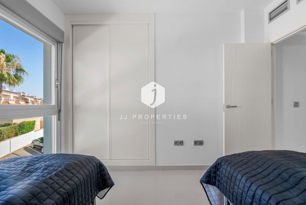 Tweedehands - Bungalow -
Punta Prima - Costa Blanca