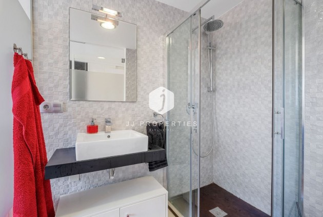 Tweedehands - Bungalow -
Punta Prima - Costa Blanca