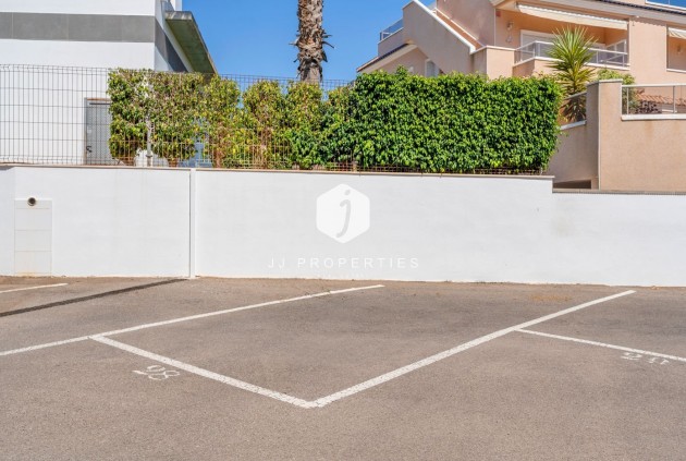 Tweedehands - Bungalow -
Punta Prima - Costa Blanca