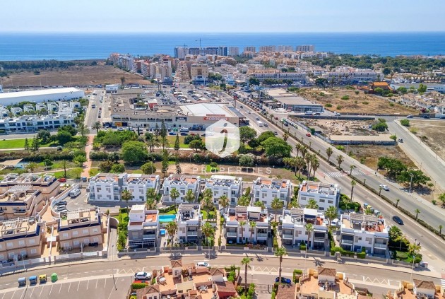 Tweedehands - Bungalow -
Punta Prima - Costa Blanca