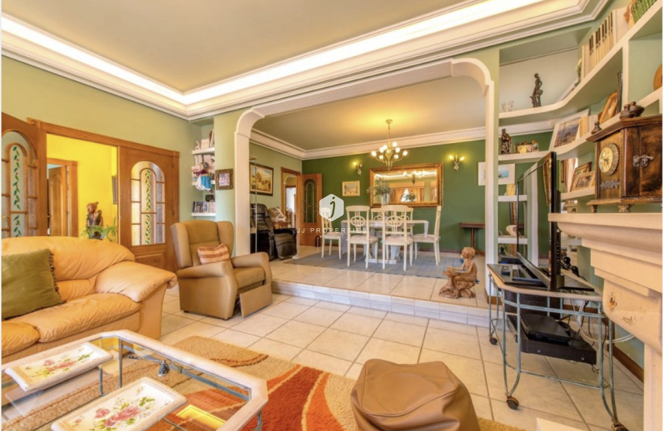 Tweedehands - Villa -
La Mata - Costa Blanca