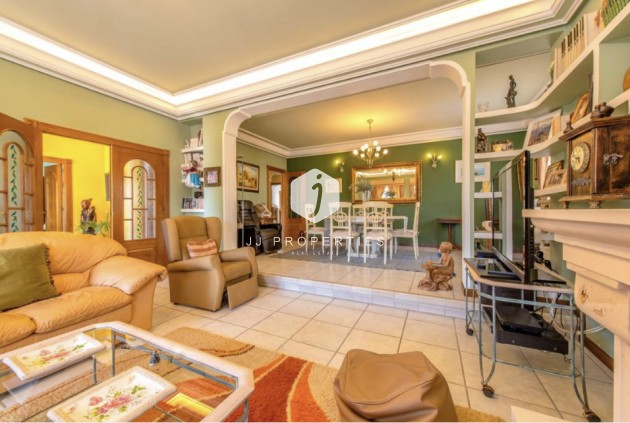 Tweedehands - Villa -
La Mata - Costa Blanca