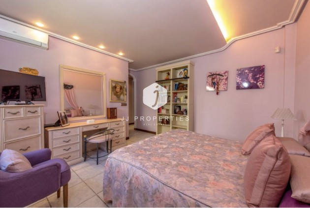 Tweedehands - Villa -
La Mata - Costa Blanca