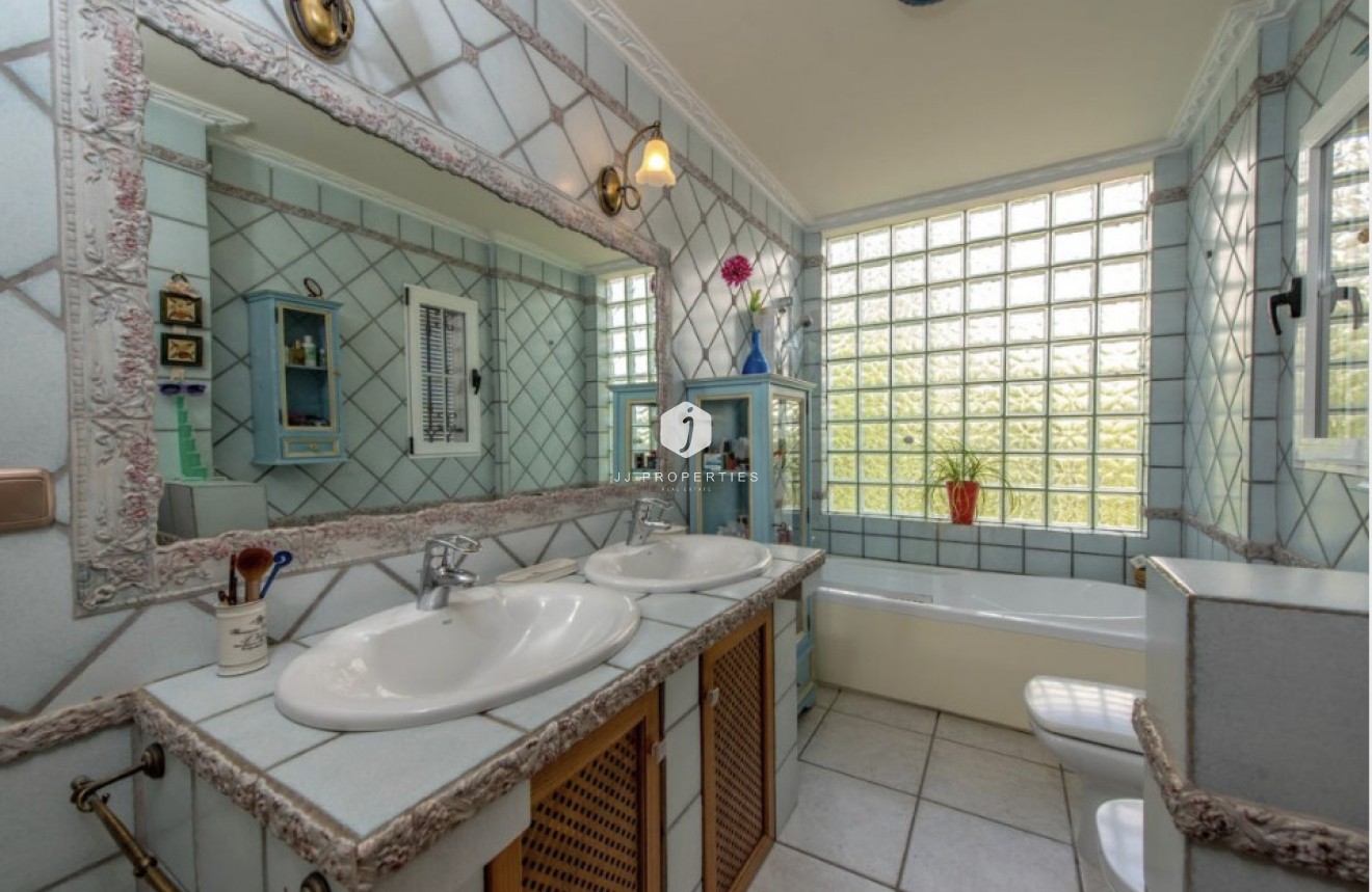 Tweedehands - Villa -
La Mata - Costa Blanca