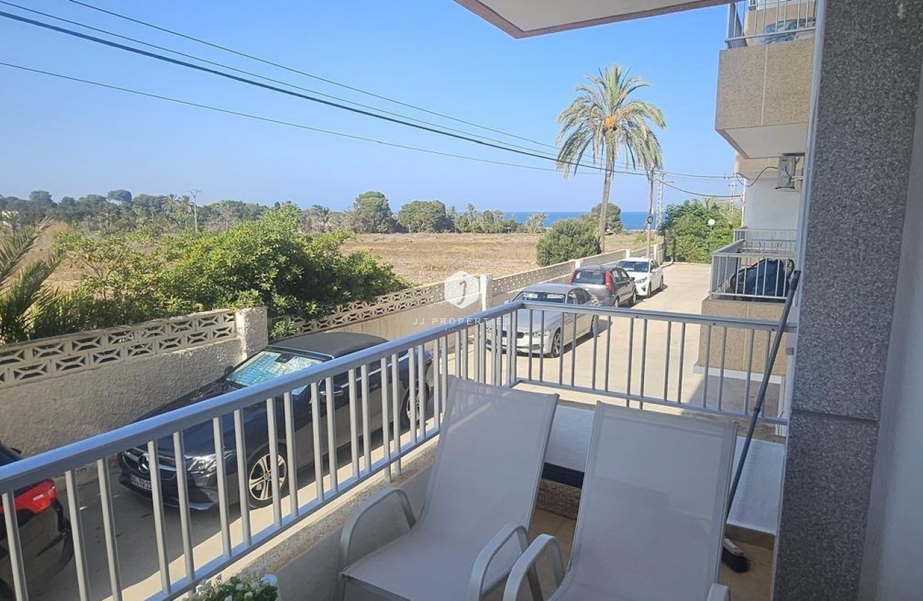 Tweedehands - Appartement / flat -
Orihuela Costa - Punta Prima