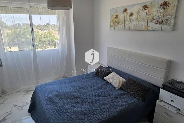 Tweedehands - Appartement / flat -
Orihuela Costa - Punta Prima