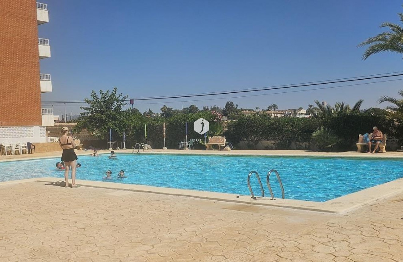 Tweedehands - Appartement / flat -
Orihuela Costa - Punta Prima