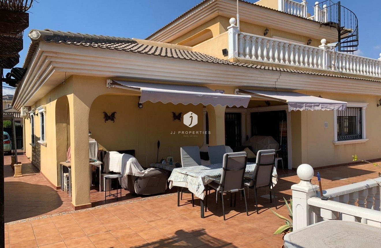 Tweedehands - Villa -
Torrevieja - Los Balcones - Los Altos del Edén