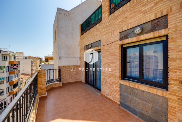 Z drugiej ręki - Daszek -
Torrevieja - Centro