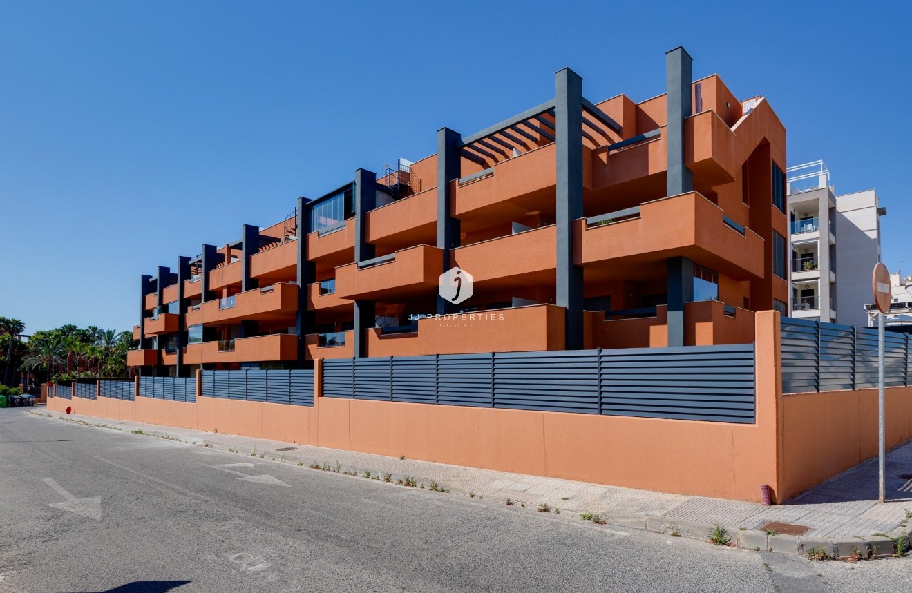 Tweedehands - Appartement / flat -
Orihuela Costa - Villamartín-las Filipinas