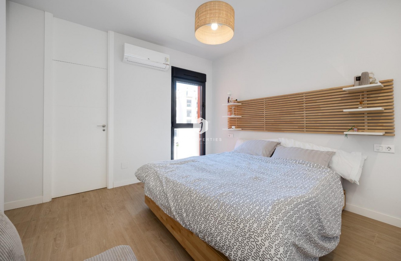 Tweedehands - Appartement / flat -
Orihuela Costa - Villamartín-las Filipinas