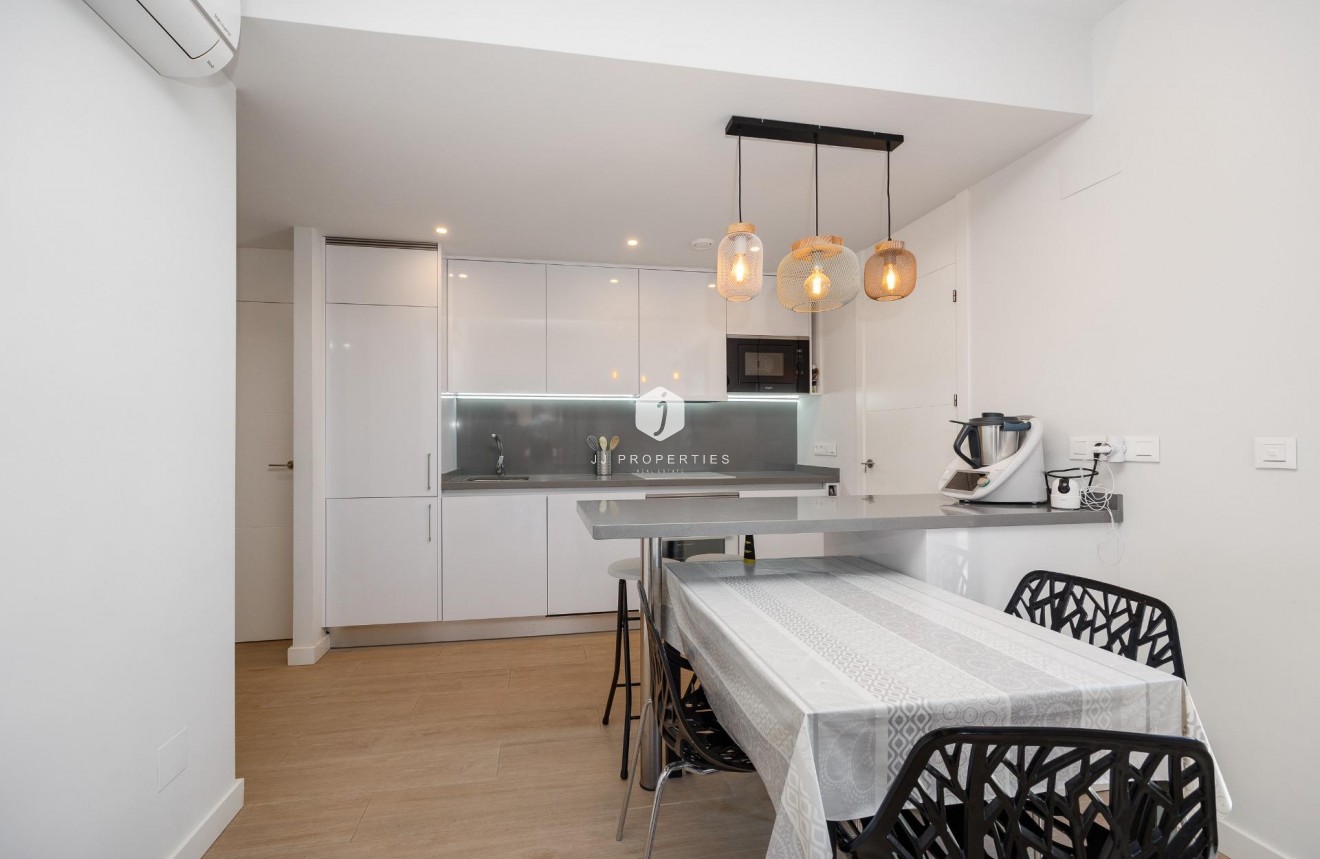 Tweedehands - Appartement / flat -
Orihuela Costa - Villamartín-las Filipinas